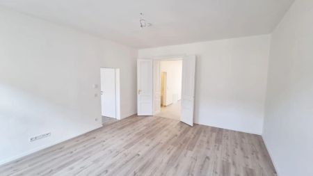 renovierte 82m² große Altbauwohnung im 7. - Foto 2