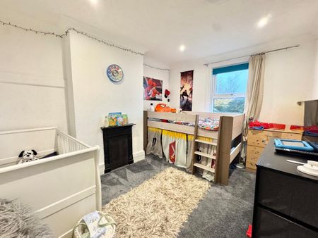 2 bedroom end of terrace house to rent - Photo 4