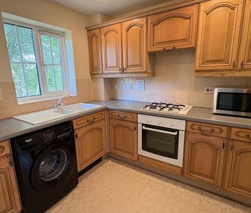 2 bedroom maisonette to rent - Photo 4