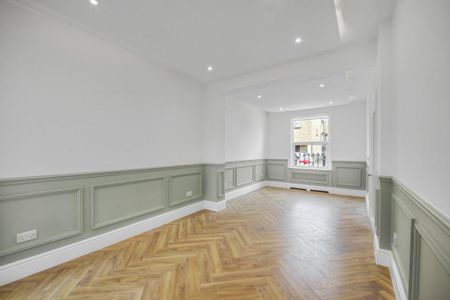 3 bedroom flat to rent - Photo 4