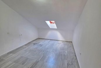 LONG TERM RENTAL IN LA CARIHUELA 3 BEDROOMS, AND PRIVATE PARKNG – tor501ts