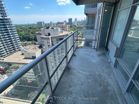 Quantum North Tower Lofts , #2212 - Photo 2