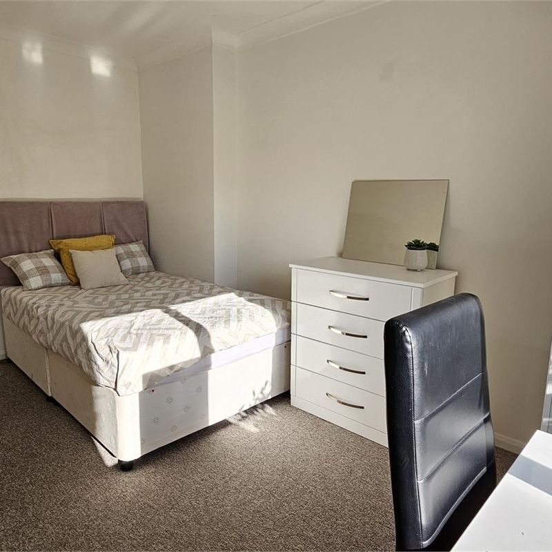 Room 3, 7 Perne Avenue, Cambridge - Photo 1