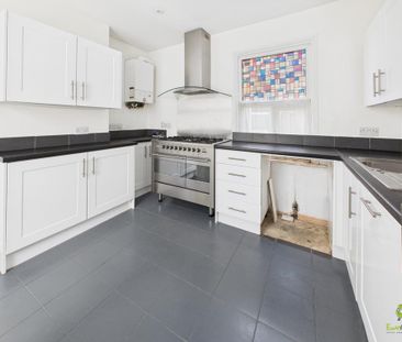 3 bedroom maisonette to rent - Photo 6