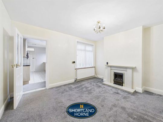 Holbrook Lane, Holbrooks, Coventry - Photo 1