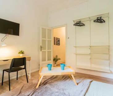 Carrer d'Honorat Juan, Valencia, Valencian Community 46007 - Photo 4