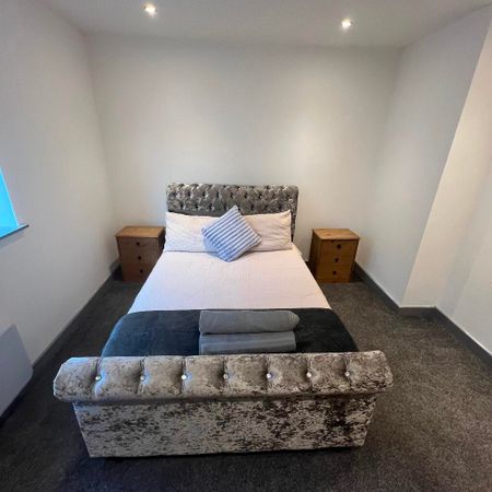 Broadbent Avenue, Latchford, Warrington, WA4 1PX - Photo 5