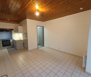 Location Appartement 2 pièces 38m² LA MOTTE SERVOLEX 73290 - Photo 3