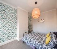 3 bed House - End Terrace for Rent - Photo 3