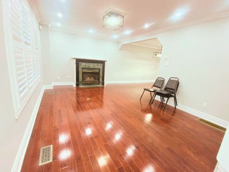 For Lease - 724 Sheppard Avenue Unit# (Main), Pickering, Ontario - Photo 3