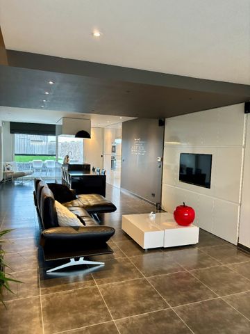 Instapklare, moderne woning met 1 slaapkamer en tuin te huur - Photo 2