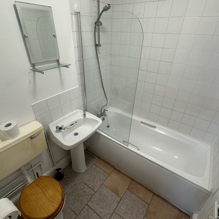 Gordon Road - Photo 4