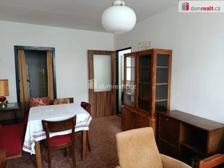 Udržovaný byt 2+kk, Praha 8-Kobylisy (u metra) - Фото 3