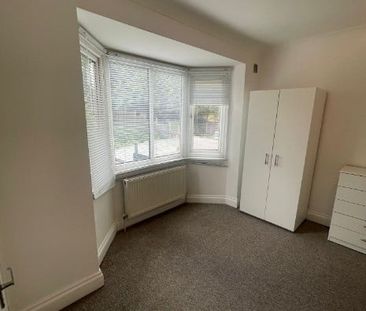 Studio Flat, Brentfield Gardens, NW2 - Photo 6