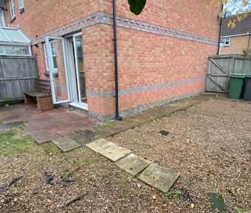 The Gardens, Middleton, Leeds, LS10 4UG - Photo 3