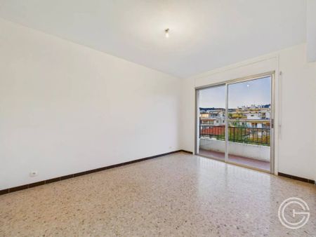 2 PIECES VIDE - 23 AV GALLIN - NICE BORRIGLIONE - Photo 2