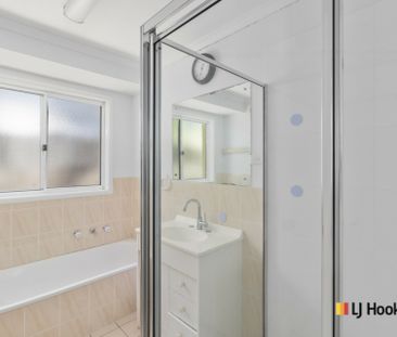 12B Eggleston Crescent, Chifley ACT, Belconnen - Photo 5