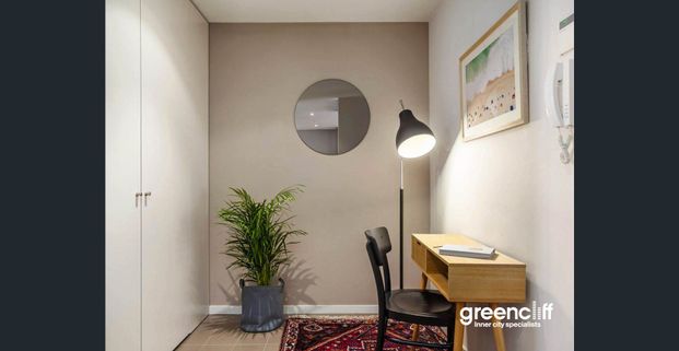 WEST FACING ONE BEDROOM WITH STUDY! - Photo 1