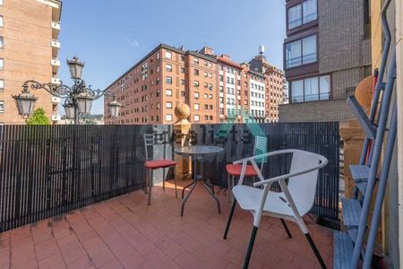 Alquiler de piso en Calle San Roque - Photo 3