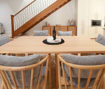 3 bedroom beach house with pool and parking close to the beach - $3... - Photo 6