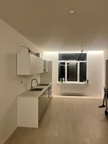 Appartement te huur - foto 5