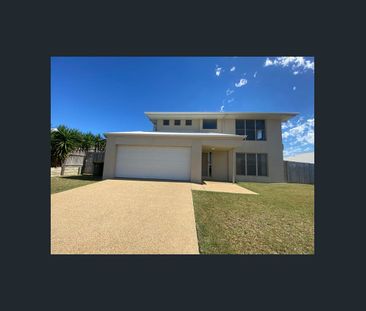 ONE OF A KIND! - Photo 5