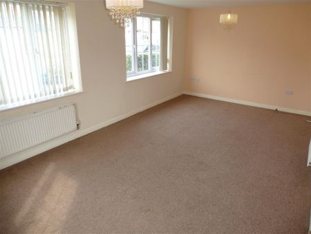 OxfordGrove, ChelmsleyWood, Birmingham - Photo 2