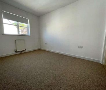 Mount Radford Square, Exeter, EX2 - Photo 3