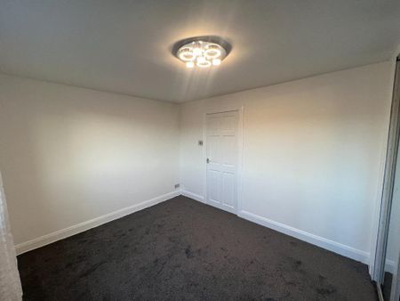 3 bedroom maisonette to rent - Photo 4