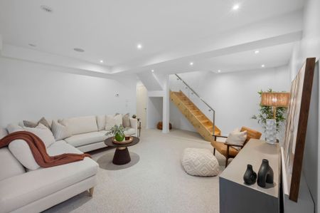 For Lease - 22 Columbine Avenue, Toronto, Ontario - Photo 5