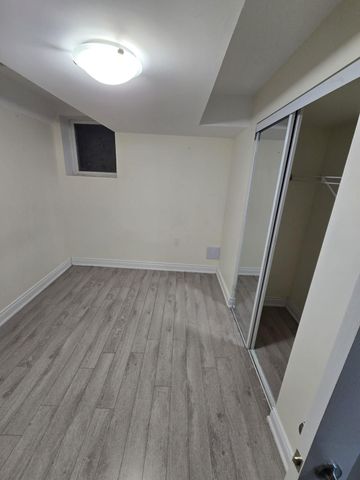 For Lease - 6 Padbury Trail, Brampton, Ontario - Photo 2