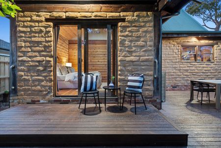 Warm, Welcoming & Filled with Character - Photo 3