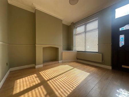 2 bedroom terraced house to rent - Photo 3