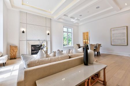 For Lease - 27 Hurlingham Crescent, Toronto, Ontario - Photo 4