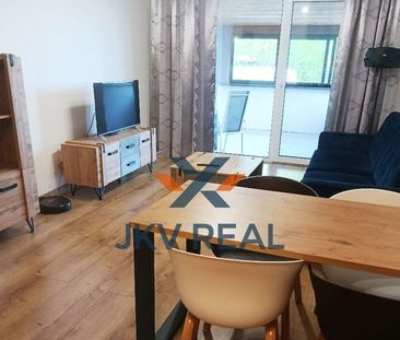 PRENÁJOM: 2-izbový Štýlový byt s obrovskou terasou (30 m²) – Zemplí... - Photo 4