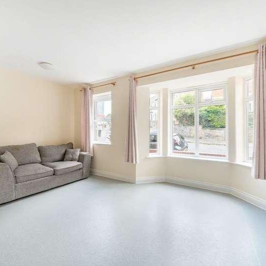 Shelley Street, Old Town, SN1 - Photo 1