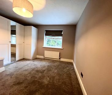 Jubilee Court - Photo 3