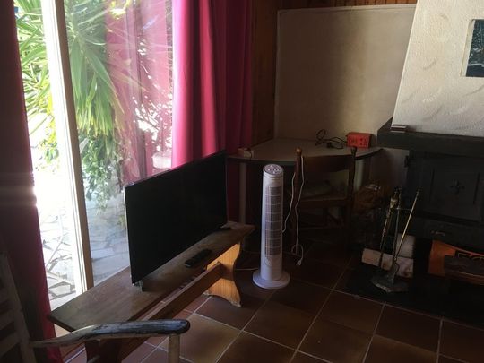 Villa - Photo 1