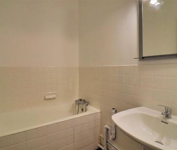 Location Appartement 3 pièces 52m² ROYAN 17200 - Photo 4