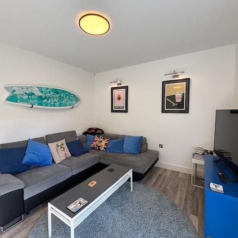 2 bedroom detached house to rent - Photo 1