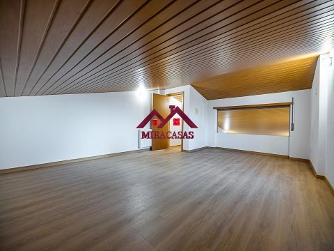 Moradia T2+1 - Photo 1