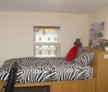 The Jazz Bar, Flat 4, 6 Bedrooms, 1st Floor Student Flat in Preston - Photo 4