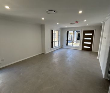 2/110 – 112 Albert Street, WERRINGTON NSW 2747 - Photo 3