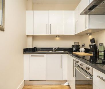 Studio to rent - Photo 4