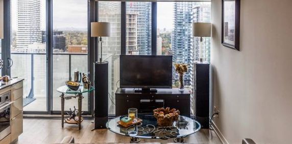 MODERN 1 BDR plus den FURNISHED In The Heart Of MIDTOWN - Photo 2