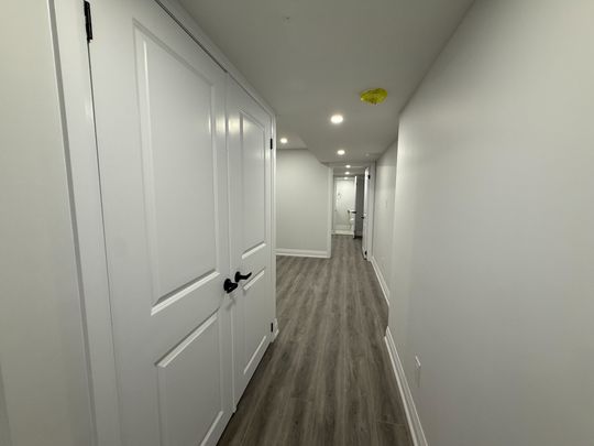 For Lease - 5582 Meadowcrest Avenue, Mississauga, Ontario - Photo 1