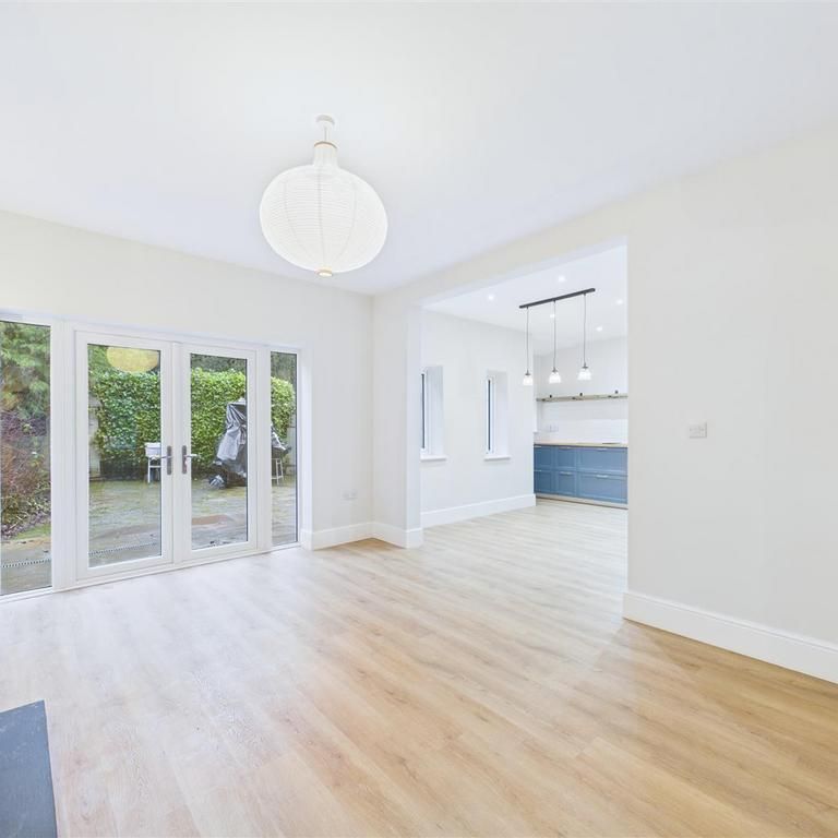 5 bedroom semi-detached house to rent - Photo 1