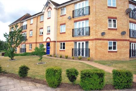 Foxglove Path, Thamesmead - Photo 2