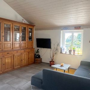 3 Zimmer-Wohnung in Les Bois (JU), möbliert, auf Zeit - Photo 2