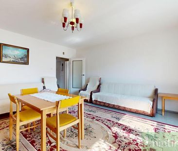 Rozkładowe mieszkanie w niskim bloku - Zdjęcie 2